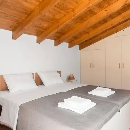 Alexandra Apartamento