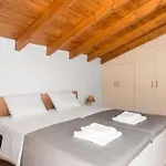 Alexandra Apartment